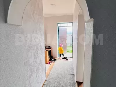 Pirşağı qəsəbəsində həyət evi satılır — Ev, villa (6)