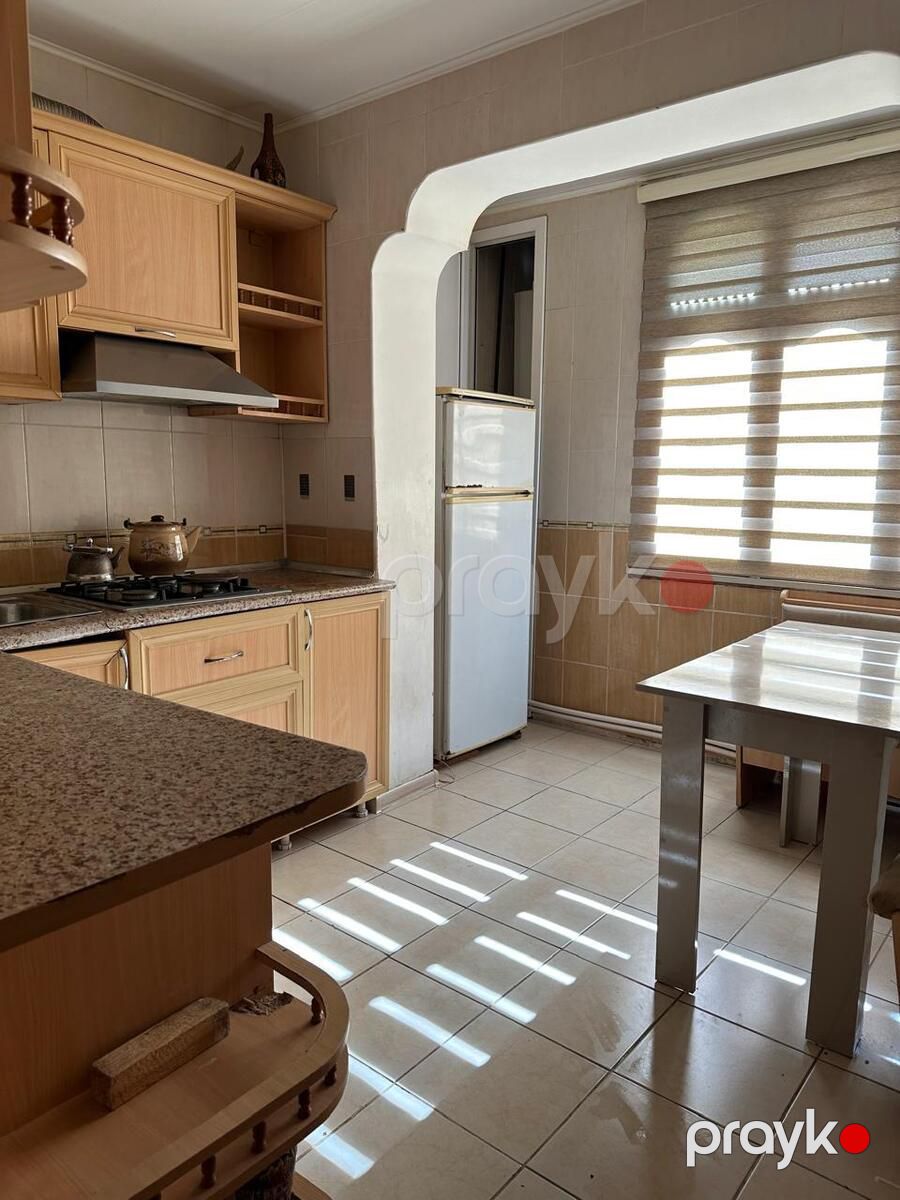 İcarəyə verilir 4 otaqlı köhnə tikili 120 m² — Mənzil, Bakı (6)