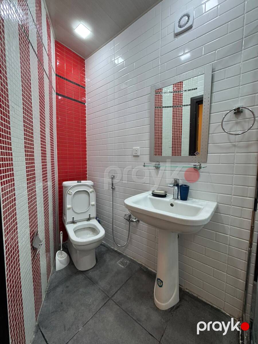 İcarəyə verilir 2 otaqlı yeni tikili 75 m² — Mənzil, Bakı (11)
