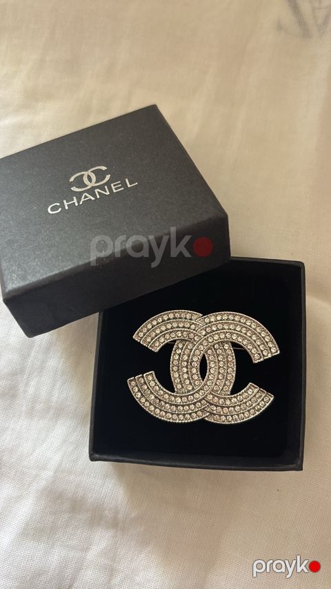 Yaxa sancağı Chanel — Bakı