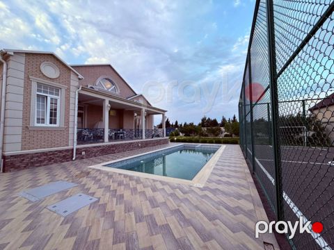 Satılır 5 otaqlı həyət evi/bağ evi 300 m² — Bakı