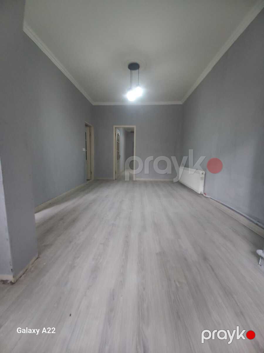 Satılır 2 otaqlı köhnə tikili 55 m² — Mənzil, Bakı (5)