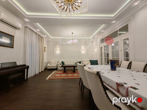 Satılır 4 otaqlı yeni tikili 205 m² — Bakı