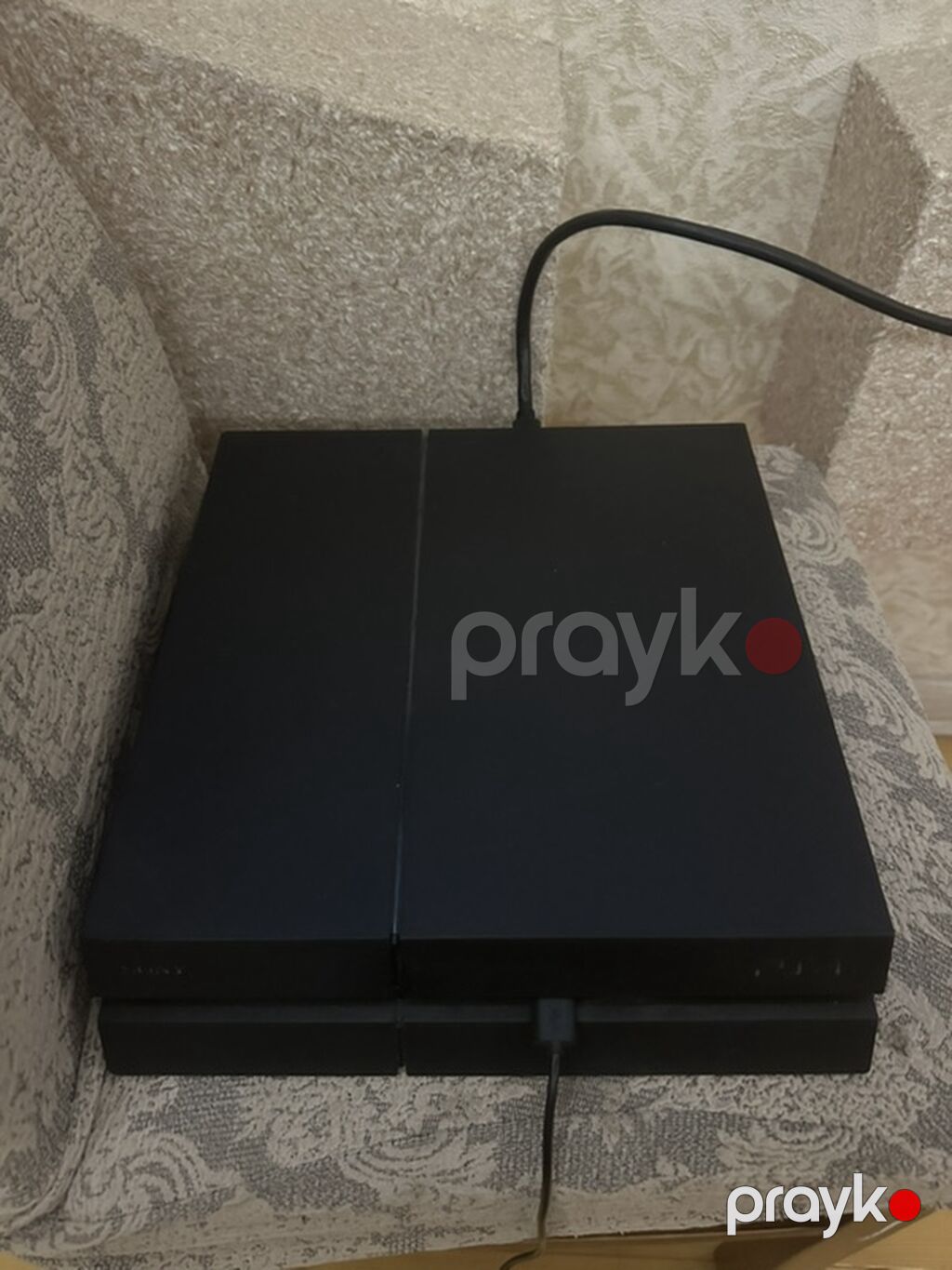 PlayStation 4 (PS4) konsolu – DualShock 4 gamepadlarla Xüsusiyyətlər — Oyun konsolları, Gəncə (2)