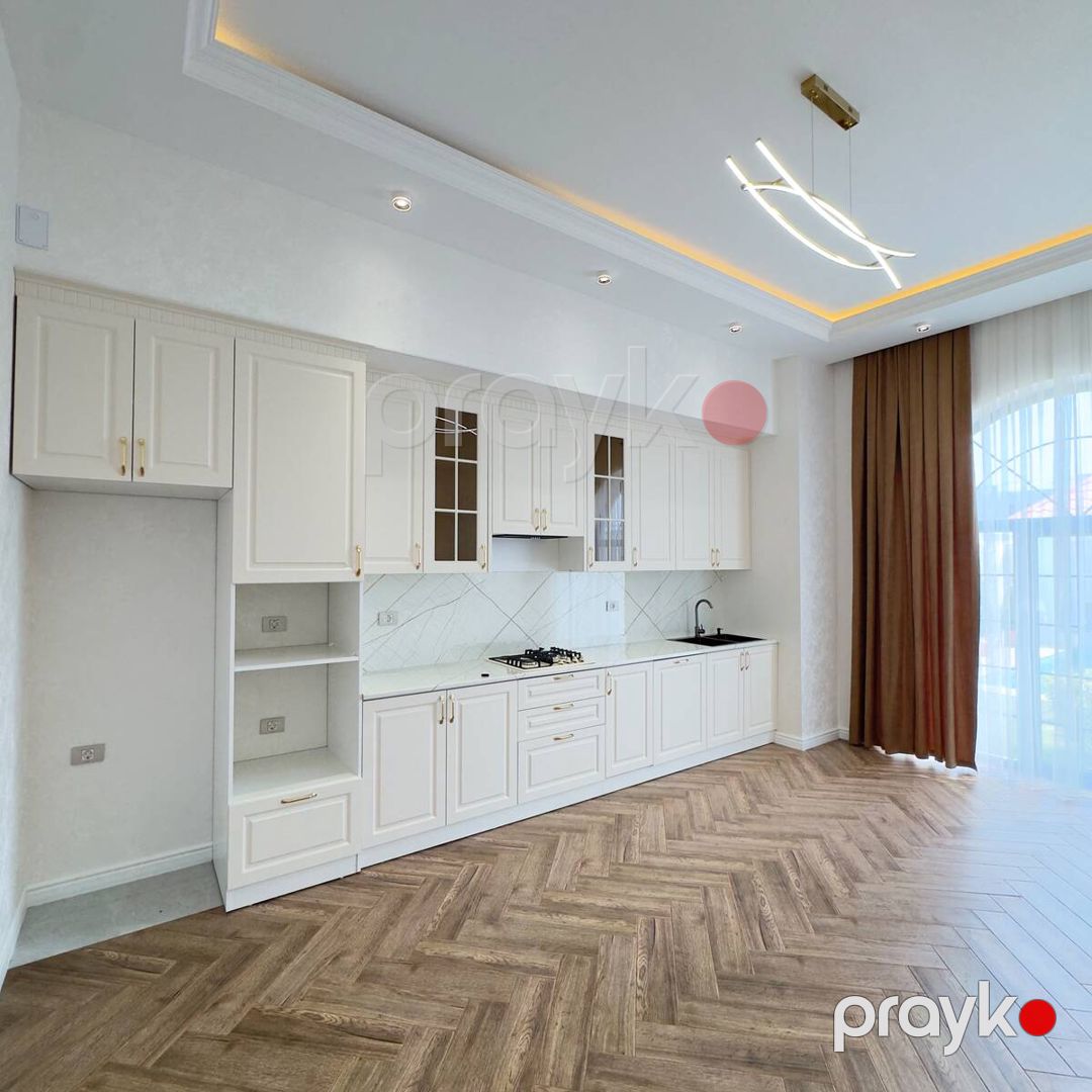 Satılır 4 otaqlı həyət evi/bağ evi 200 m² — Ev, villa, Bakı (9)
