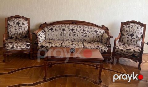 Divan desti 450azn. Unvan Nərimanov (9979) aml — Bakı