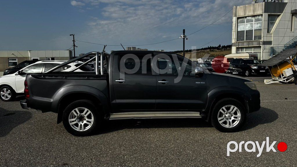 Toyota Hilux, 2.5 L, 2013 il, 440 000 km — Avtomobillər, Bakı (6)