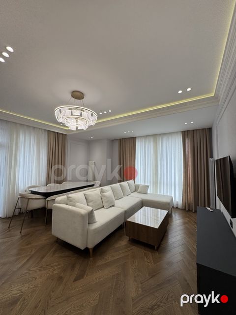 3-otaqlı yeni tikili, 28 may m., 112 m² — Bakı