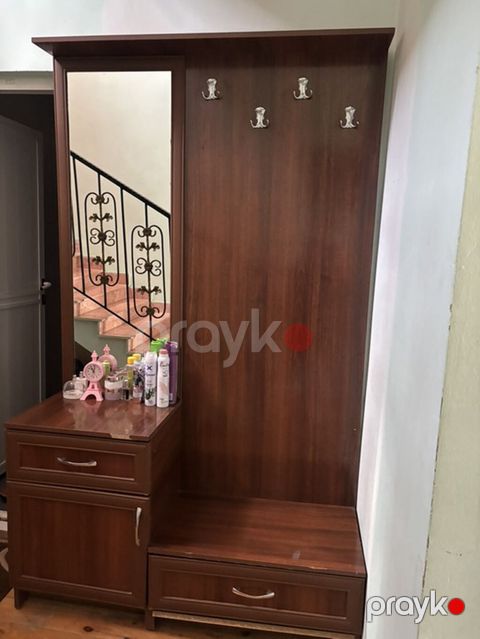 KOC Səbəbi İLƏ Satilir Dəhliz üçün çoxfunksiyalı dolab-komod dəsti