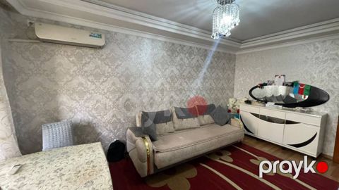Satılır 2 otaqlı köhnə tikili 60 m² — Bakı