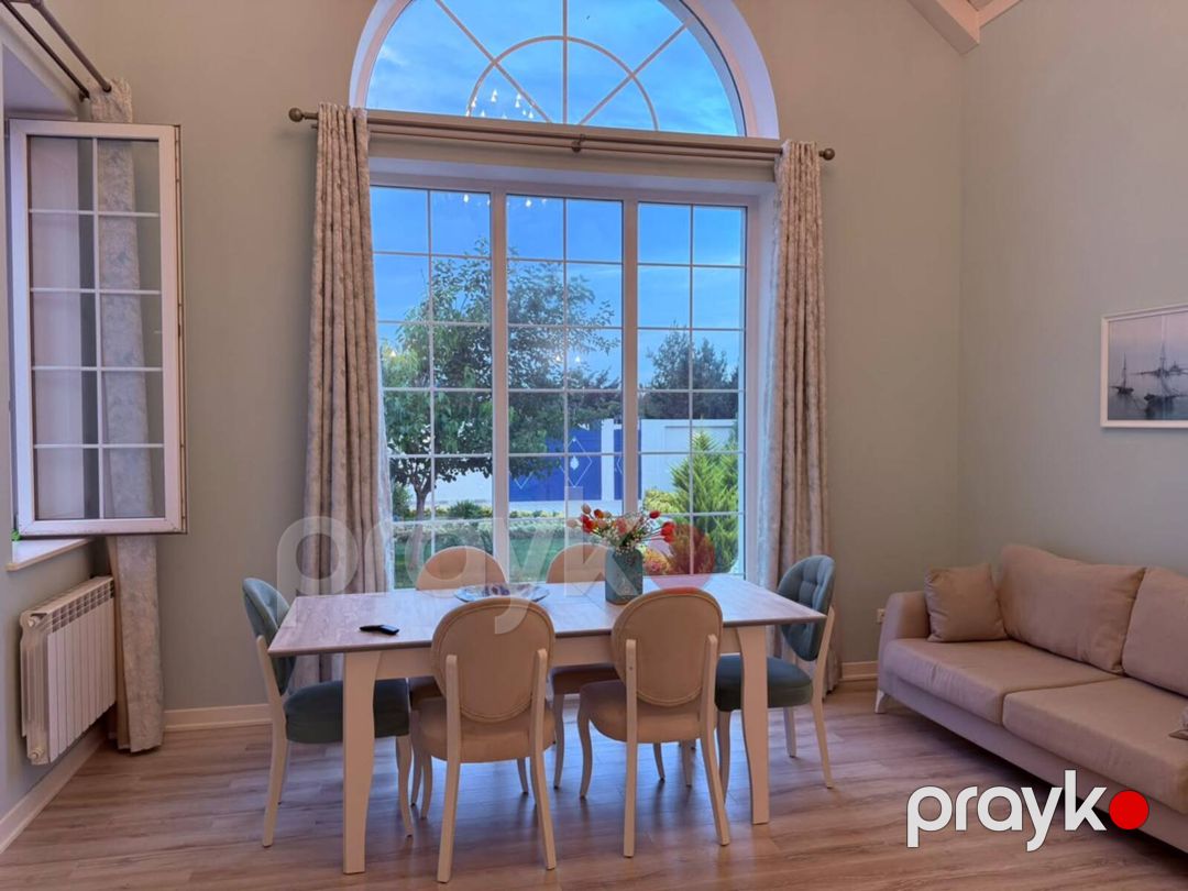 Satılır 5 otaqlı həyət evi/bağ evi 300 m² — Ev, villa, Bakı (8)