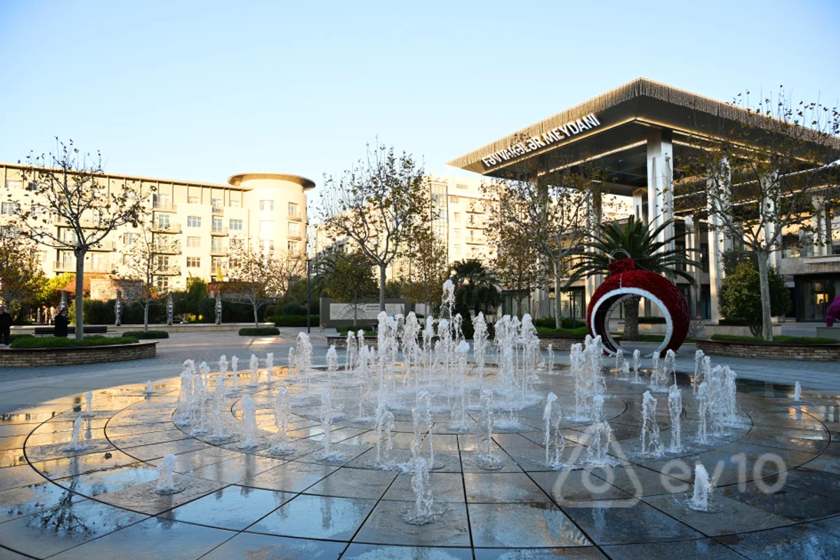 5 otaqlı mənzil, 206 m², Fəvvarələr Meydanı — Mənzil, Bakı (2)
