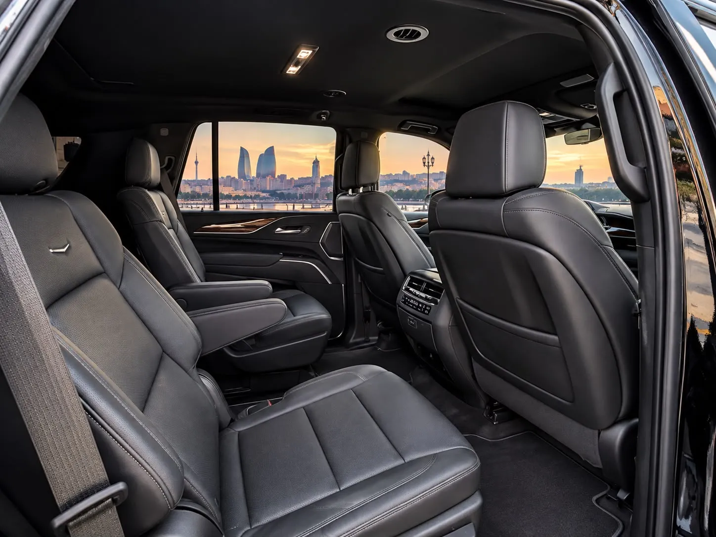 Cadillac Escalade 2025 — gündəlik icarə — Minik avtomobili icarəsi, Bakı (6)