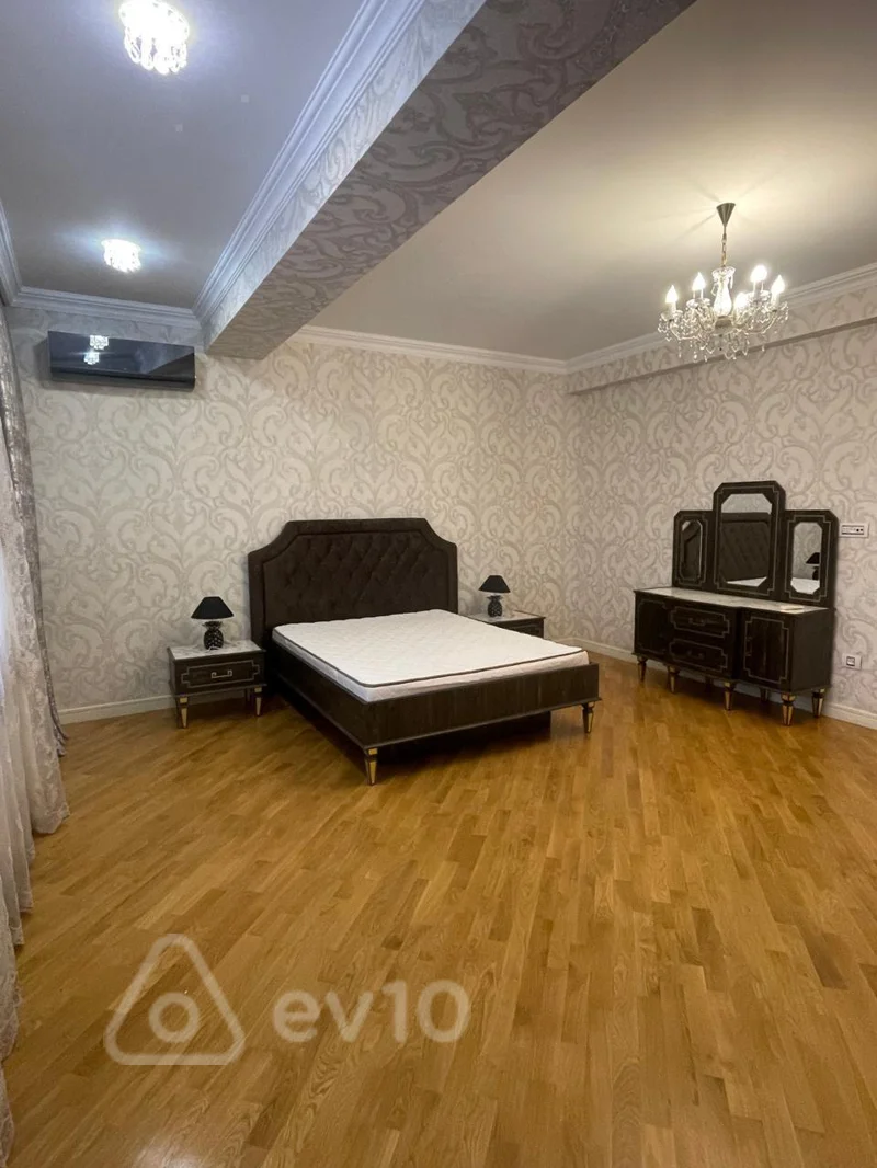 3 otaqlı mənzil, 146 m², F.Qasımzadə küç. — kirayə — Mənzil, Bakı (5)