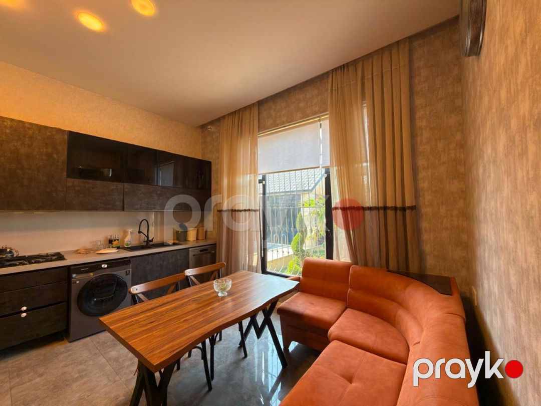 Villa, Mərdəkan qəs — Ev, villa, Bakı (8)