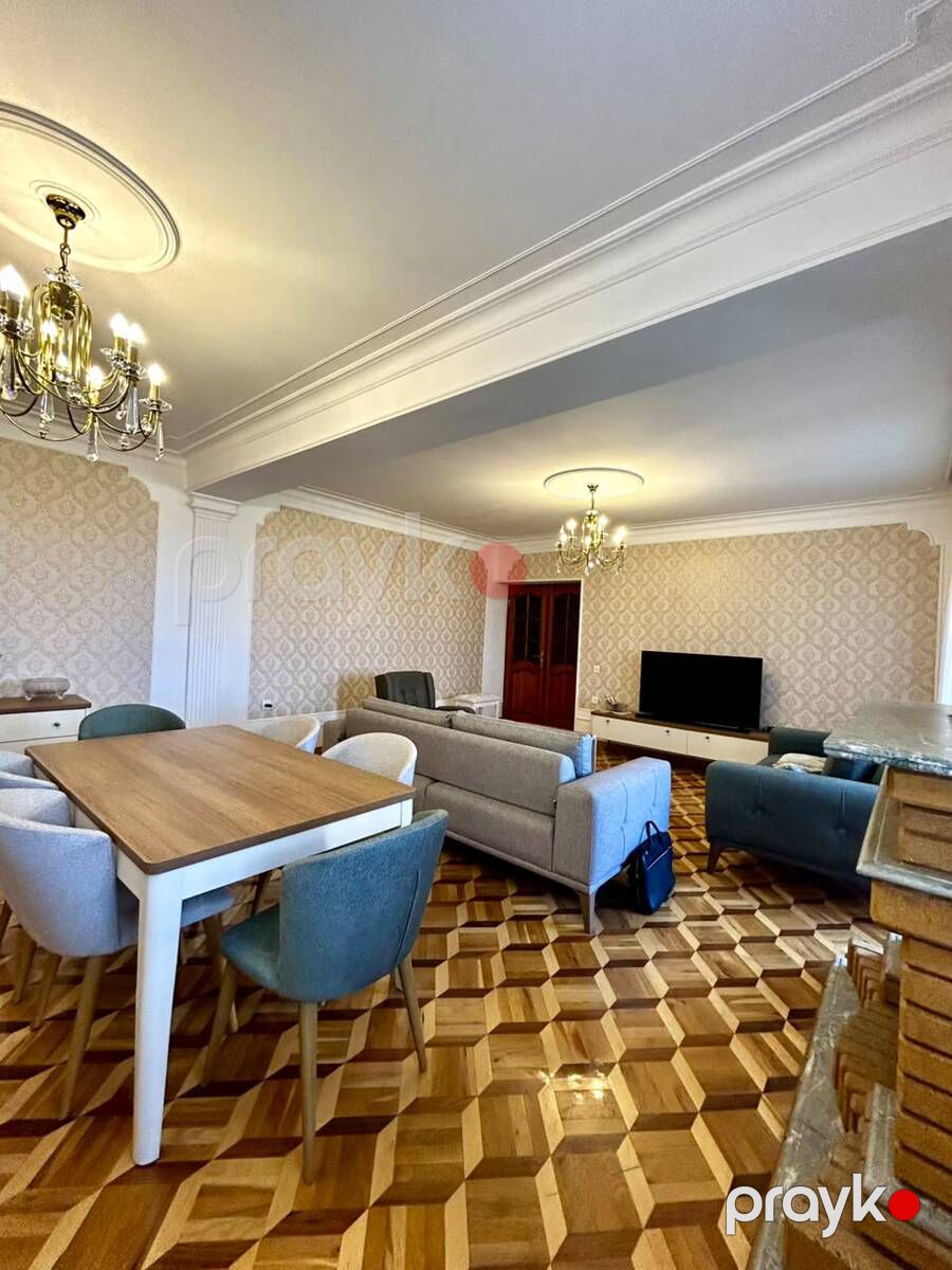 Satılır 5 otaqlı köhnə tikili 135 m² — Mənzil, Bakı (6)