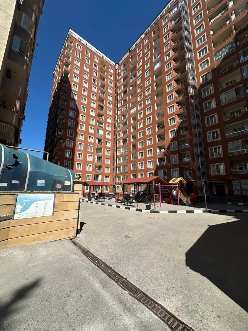 Satılır 3 otaqlı Mənzil Yeni tikili 80 m² Bakı, Binəqədi r., Nəsimi m — Bakı