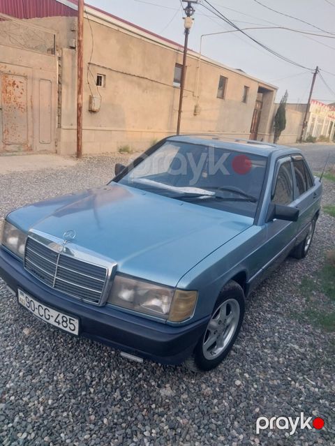 Mercedes-Benz 190 (W201): 1.8 l 1990 il Sedan — Digah