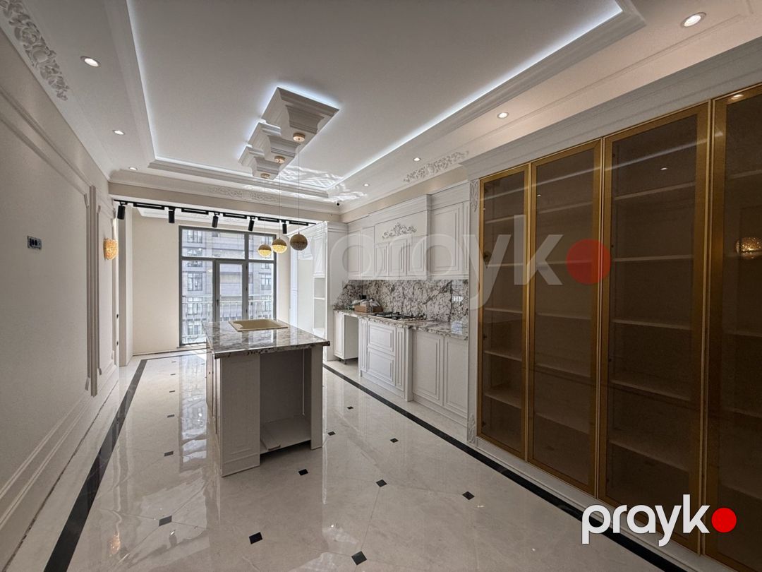Satılır 4 otaqlı yeni tikili 230 m² — Mənzil, Bakı (8)