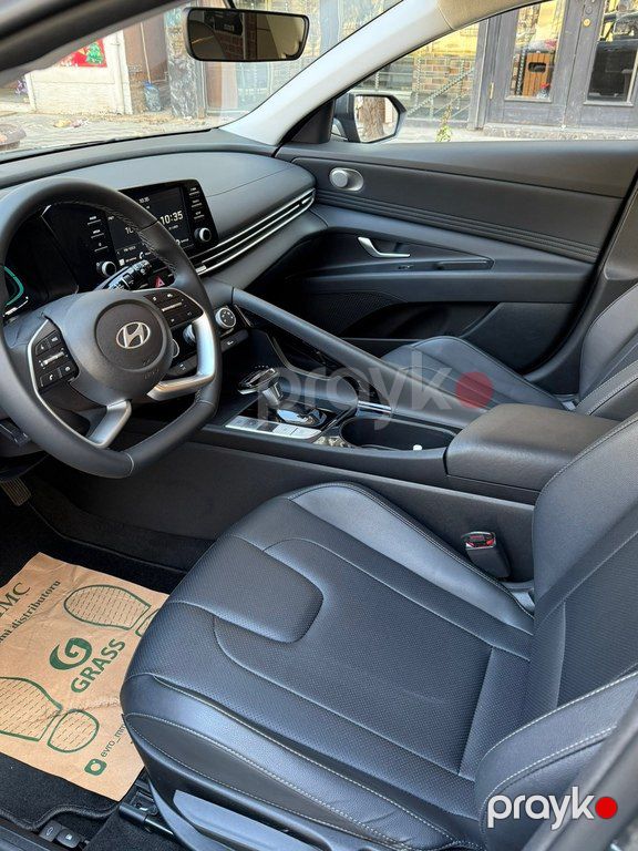 Hyundai Elantra, 1.5 L, 2024 il, 13 500 km — Avtomobillər, Bakı (5)