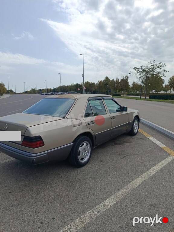 Mercedes E 220, 2.2 L, 1993 il, 350 000 km — Avtomobillər, Bakı (2)