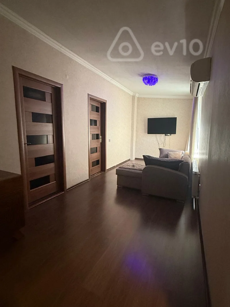 4 otaqlı həyət evi, 100 m², Rəşid behbudov küç — kirayə — Ev, villa, Bakı (3)