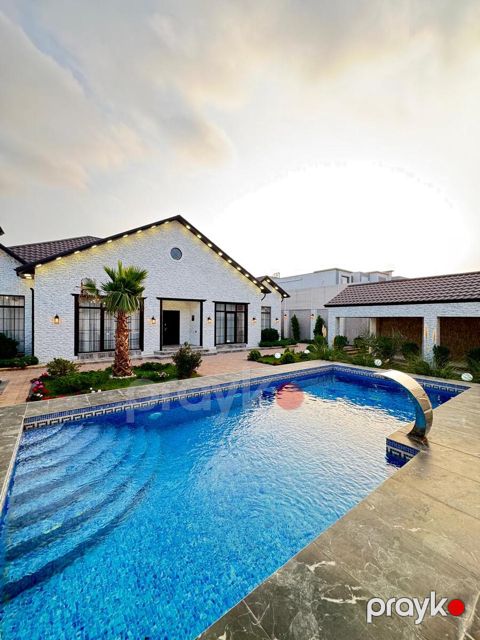 Satılır 5 otaqlı həyət evi/bağ evi 220 m² — Bakı