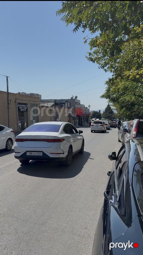 Satılır obyekt 15 m² — Bakı