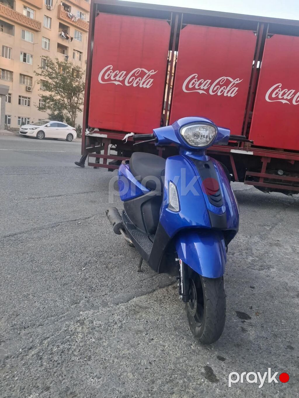 Şəhər daxili hərəkət üçün ideal mavi rəngli skuter. Texniki — Mopedlər və skuterlər, Bakı (2)