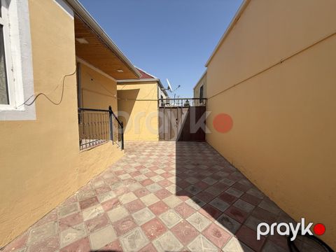 Həyət evi, Binəqədi qəs — Bakı