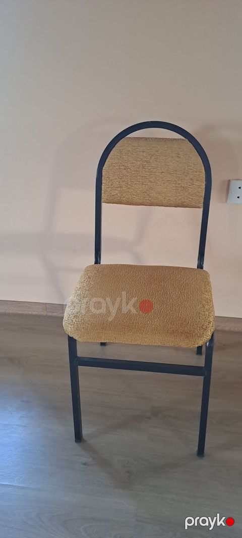 Metall karkaslı, yumru başlı arxa dayaqlı stol-stul. - Rəng: qara — Digah
