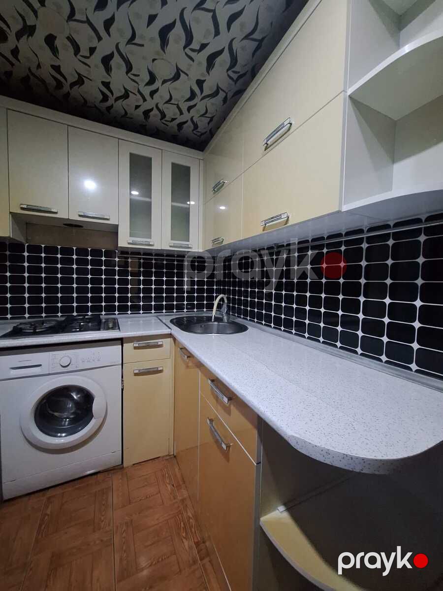 Satılır 2 otaqlı köhnə tikili 50 m² — Mənzil, Bakı (2)
