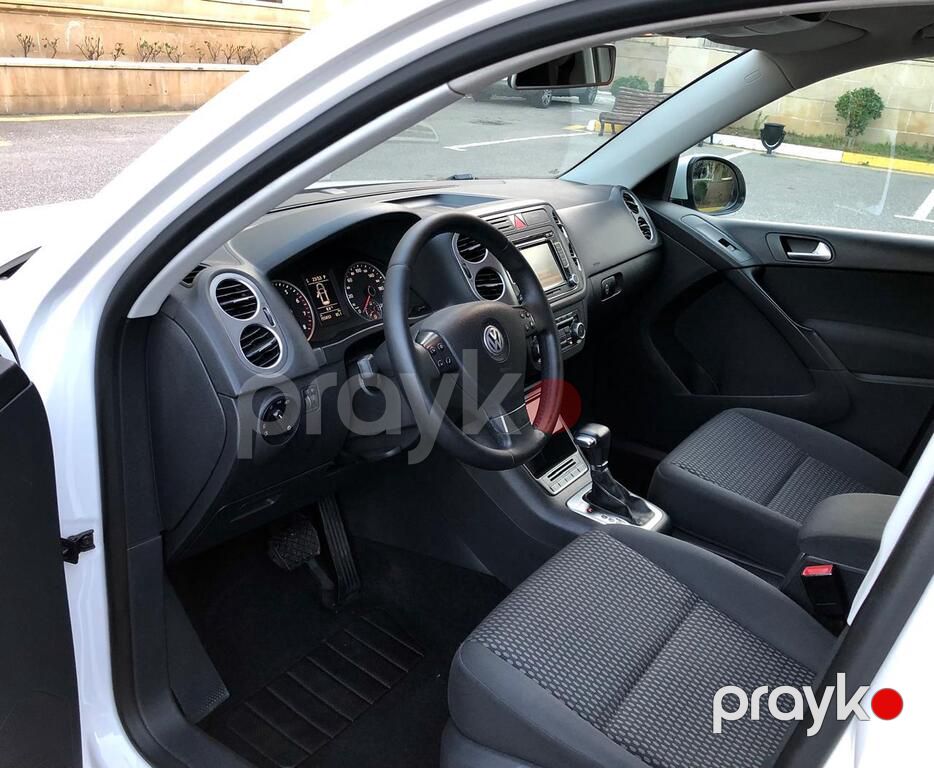 Volkswagen Tiguan, 2.0 L, 2010 il, 240 000 km — Avtomobillər, Bakı (7)