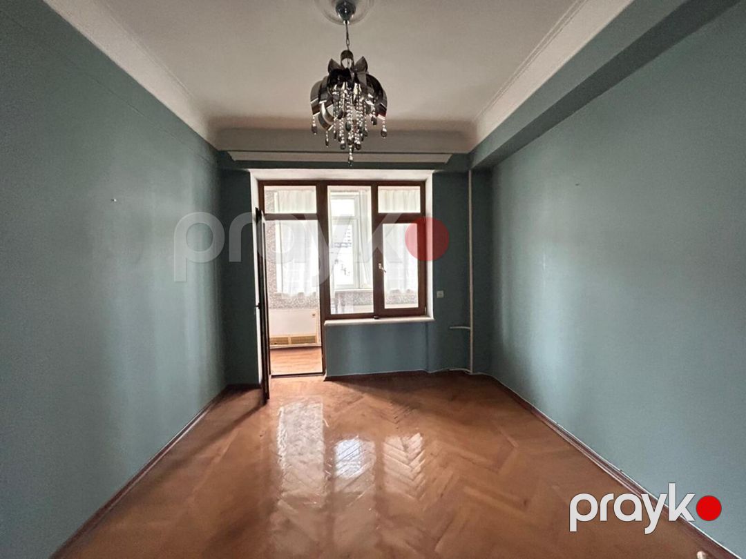 Satılır 5 otaqlı köhnə tikili 200 m² — Mənzil, Bakı (12)
