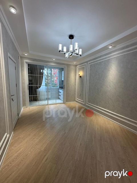 Satılır 2 otaqlı köhnə tikili 45 m² — Bakı