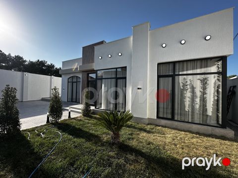 Satılır 4 otaqlı həyət evi/bağ evi 150 m² — Bakı