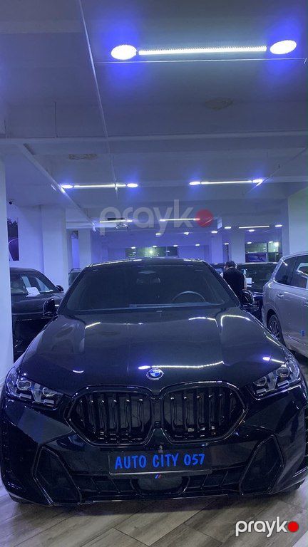 BMW X6, 3.0 L, 2025 il, 60 000 km — Bakı