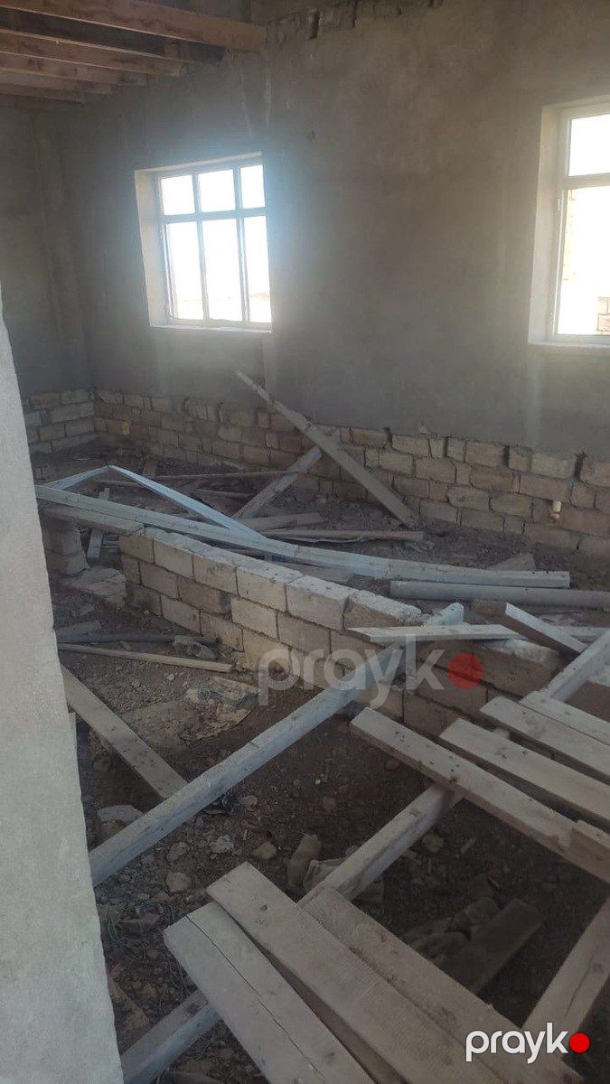 Satılır 5 otaqlı həyət evi/bağ evi 200 m² — Ev, villa, Bakı (4)