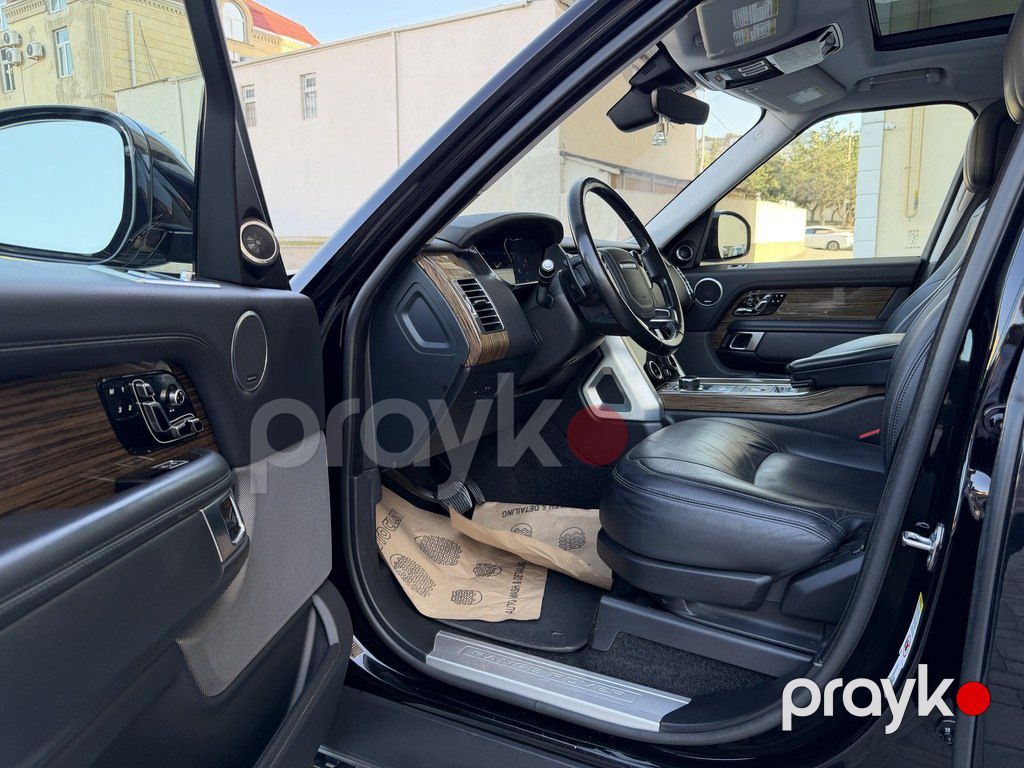 Land Rover Range Rover, 3.0 L, 2019 il, 104 000 km — Avtomobillər, Bakı (10)