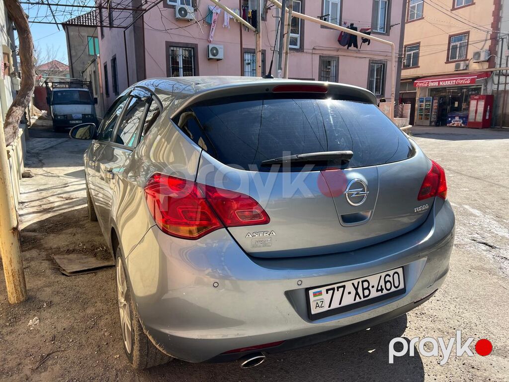 Opel Astra: 1.4 l 2011 il 185000 km Sedan — Avtomobillər, Xırdalan (2)