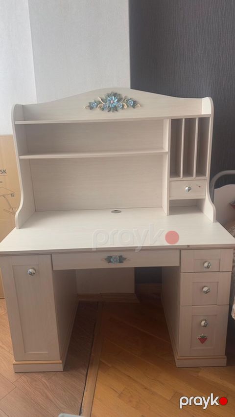 Cilek flora столик в отличном состояние Самовывоз с нариманова — Bakı
