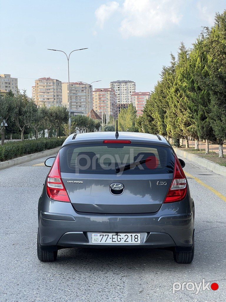 Hyundai i30, 1.4 L, 2010 il, 259 000 km — Avtomobillər, Bakı (2)