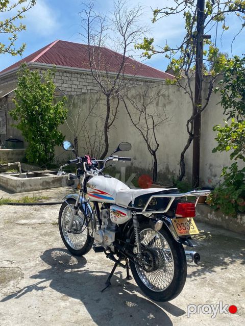 125, 125 sm3, 2022 il, 9000 km — Digah