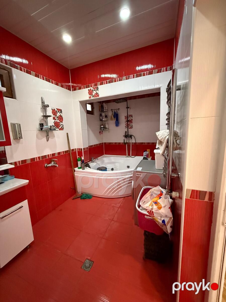 Satılır 6 otaqlı həyət evi/bağ evi 330 m² — Ev, villa, Bakı (9)