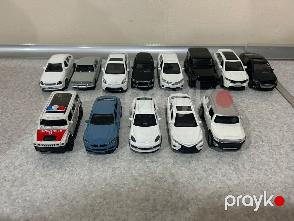 Kolleksiya üçün metal miniatür maşınlar dəsti Məhsul təsviri — Modellar, Novxanı (6)