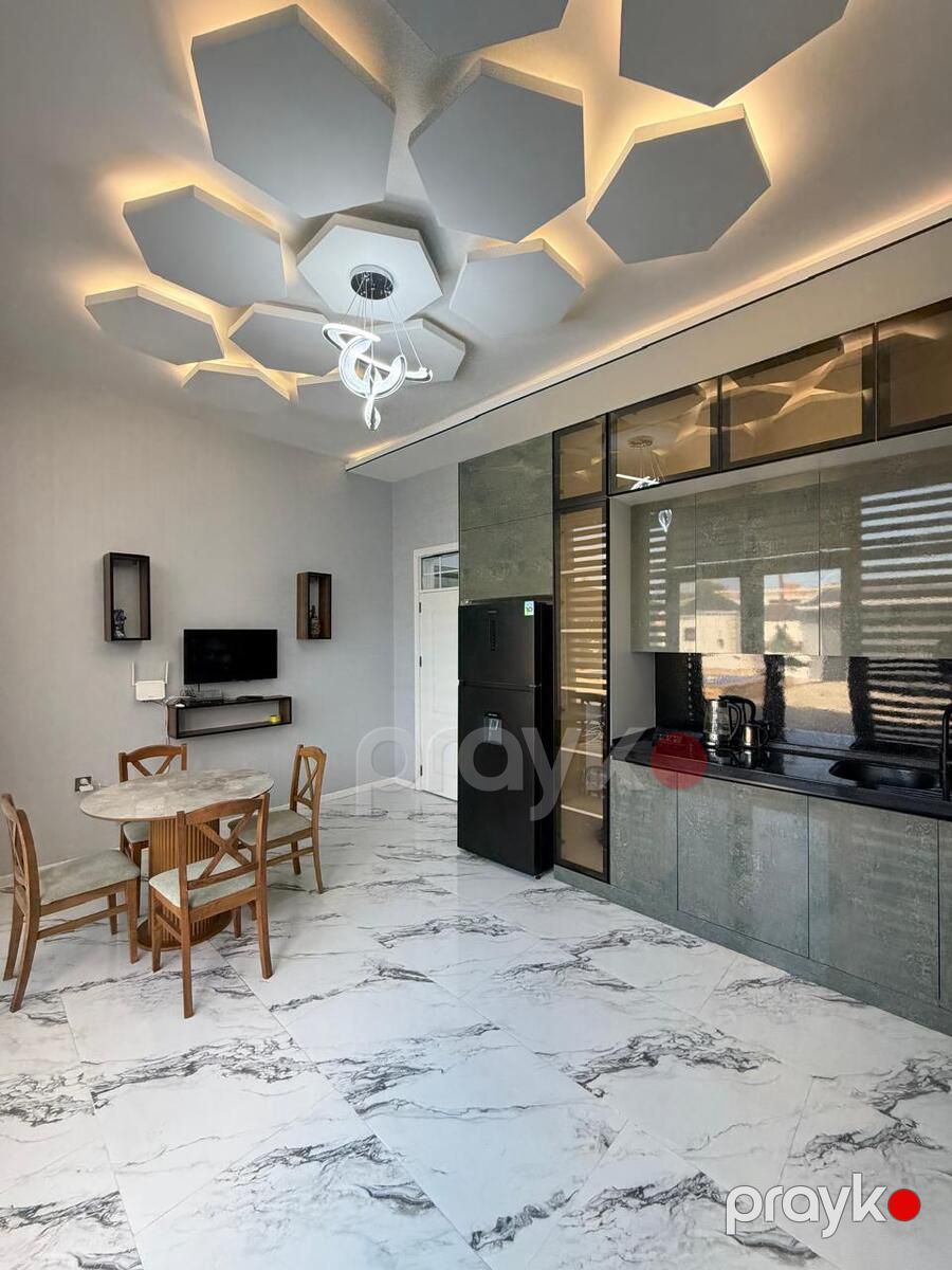 Satılır 4 otaqlı həyət evi/bağ evi 200 m² — Ev, villa, Bakı (11)