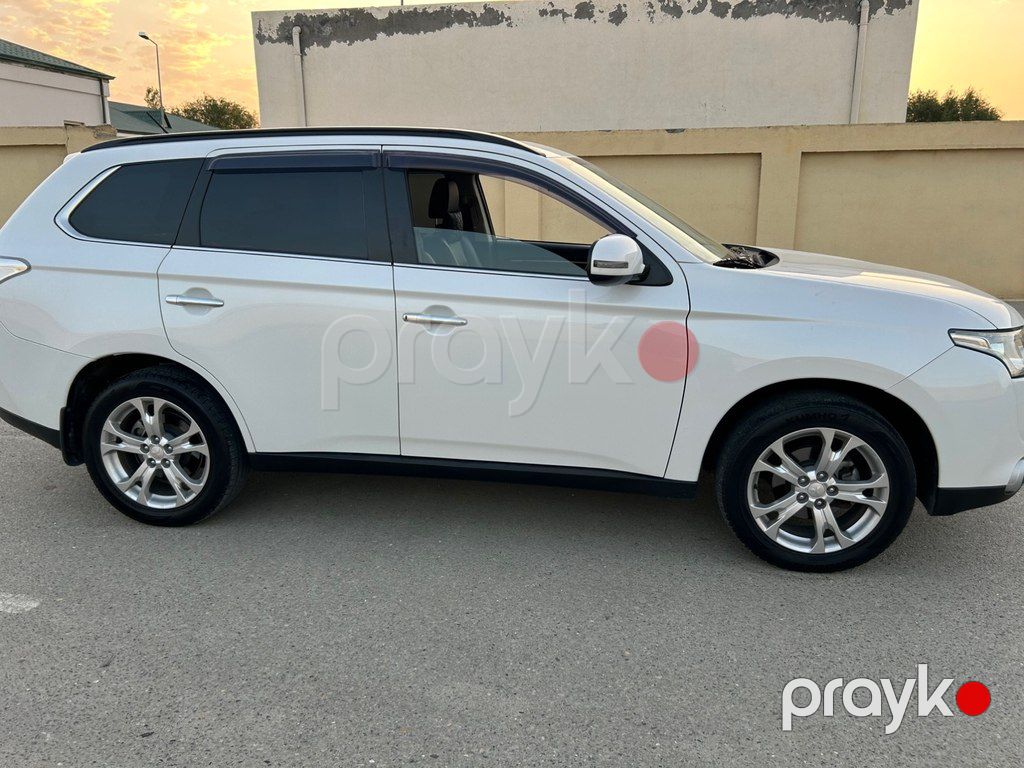 Mitsubishi Outlander, 2.4 L, 2015 il, 157 000 km — Avtomobillər, Bakı (3)