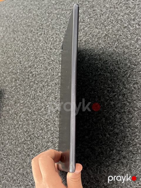 Huawei MediaPad planşet - Brend: Huaweı - Arxa qapaqda — Şirvan