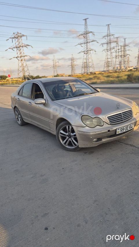 Mercedes-Benz C-Class: 2.2 l 2001 il Sedan — Sumqayıt