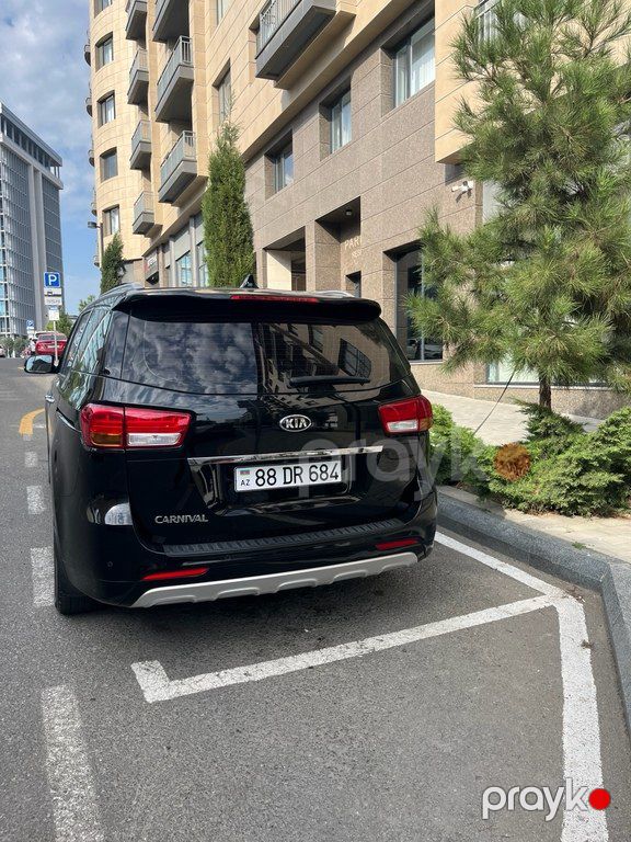 Kia Carnival, 2.2 L, 2017 il, 211 200 km — Avtomobillər, Bakı (4)